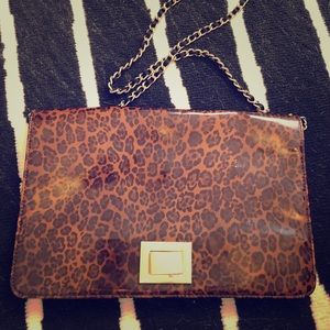 Chico’s Leopard 🐆 Purse